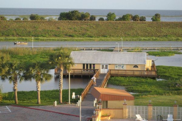 Hotel Pier II Resort (Okeechobee)